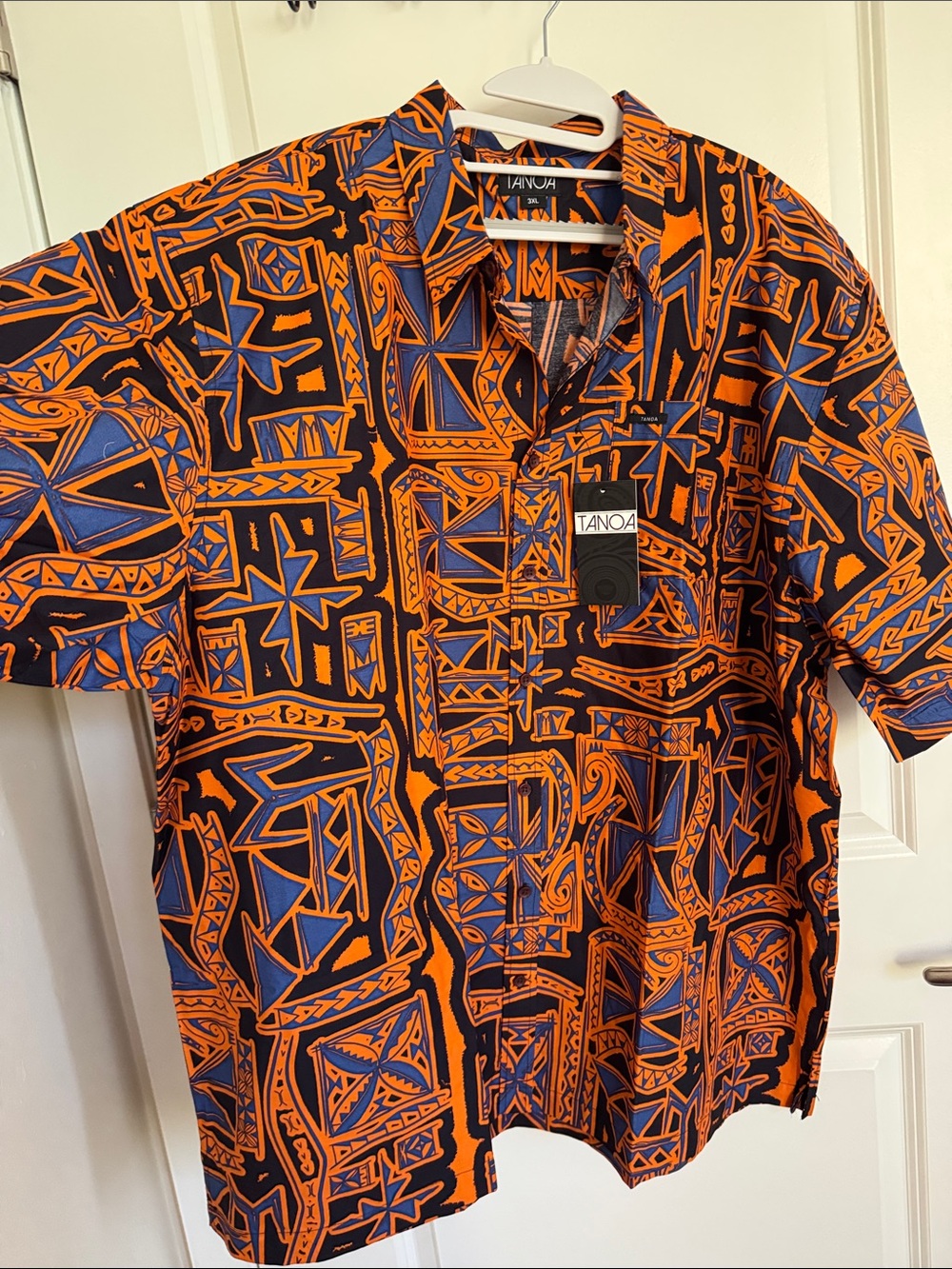 Tanoa Men's Short-Sleeve Orange & Blue Geometric Button-Down Shirt